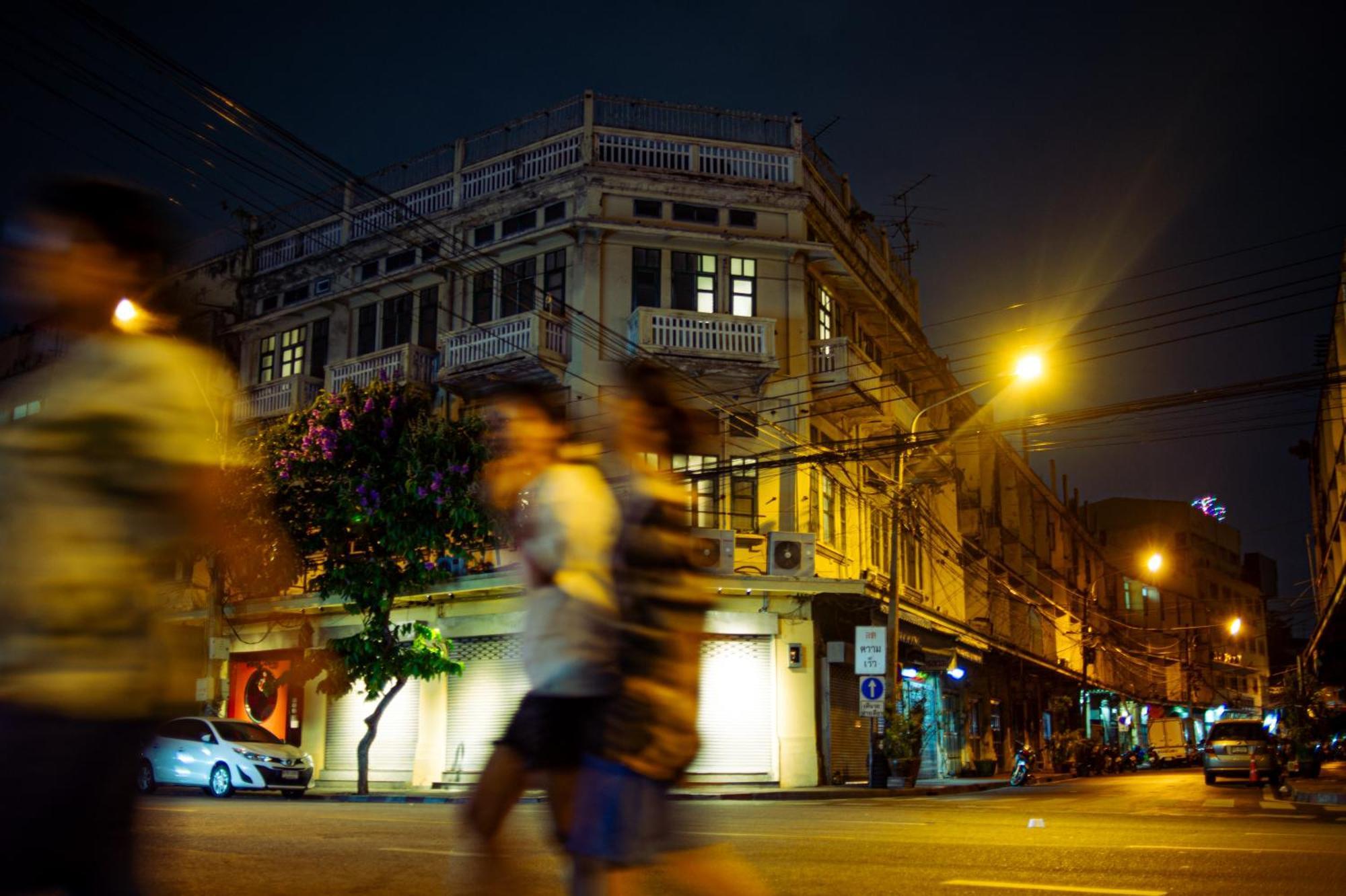 Belivin99 Residence Chinatown Bangkok Exterior foto
